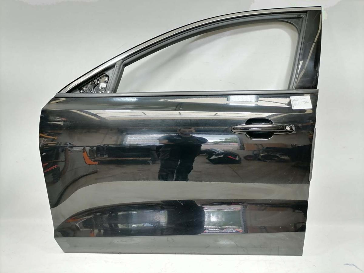 Ford Focus 4 original T&uuml;r vorn links Iridium-Schwarz Metallic 5-T&uuml;rer Bj.2018